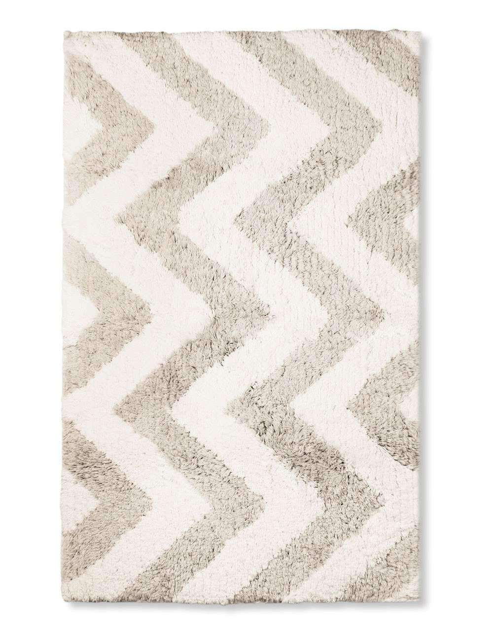 Asida Cotton Chevron Rugs | Shop Luxury Bedding and Bath at Luxor Linens