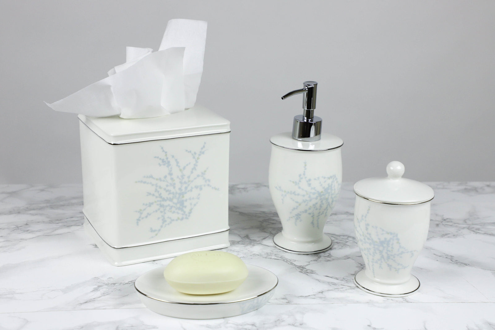 Maison de Luxe - Blue Bath Accessories - Luxor Linens 